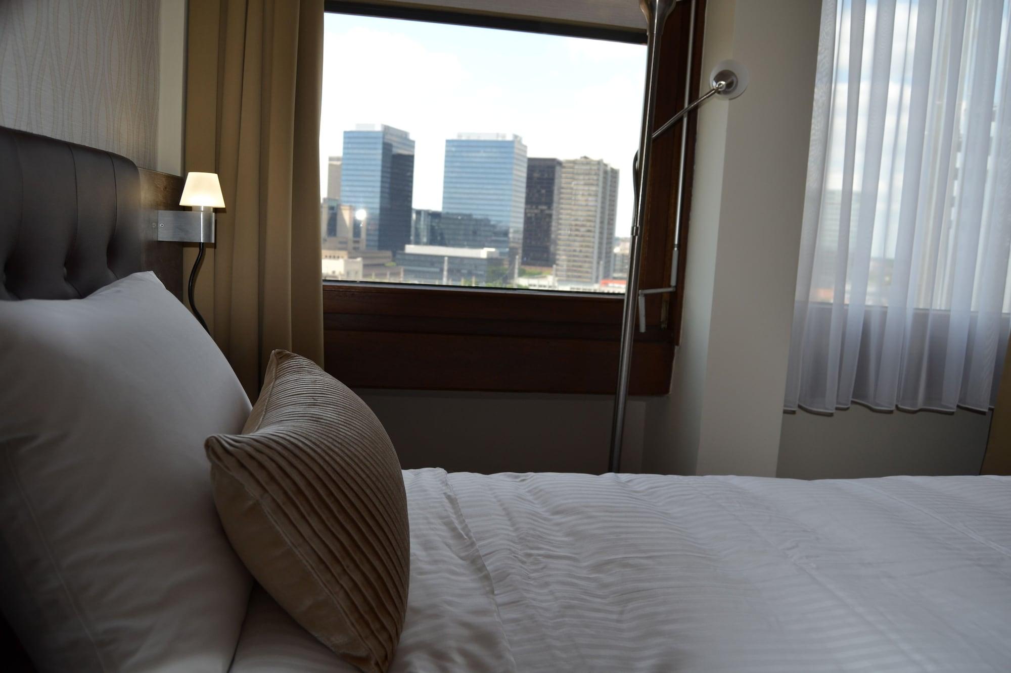 The Helmet Hotel Saint-Josse-ten-Noode Екстер'єр фото